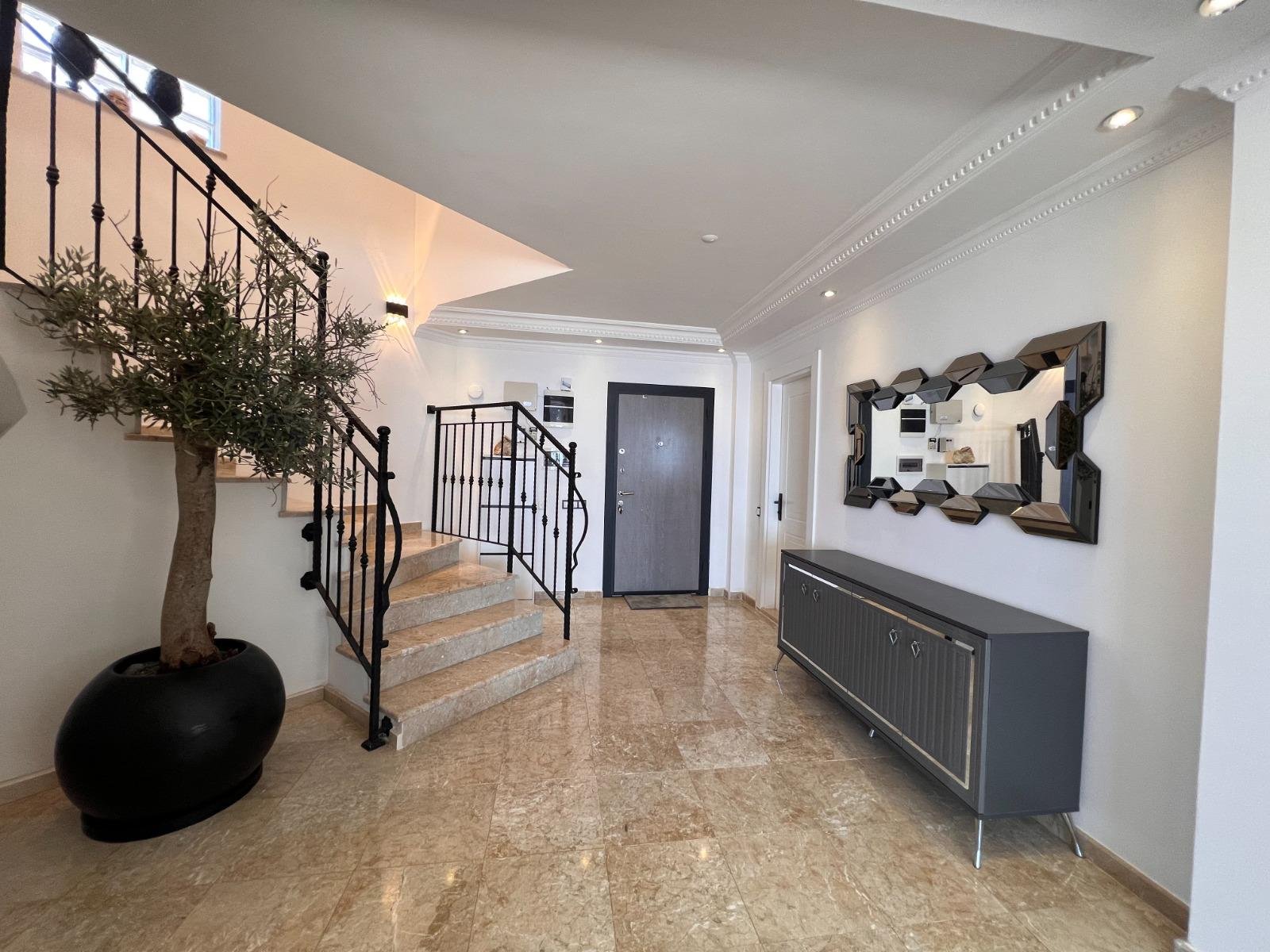 Eingangshalle der Villa Alanya